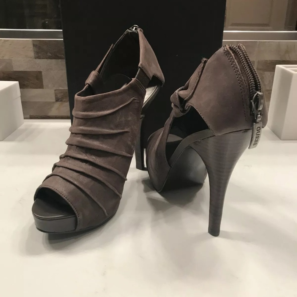 Guess Juliet Leather Shoes Sandals Heels Size 7